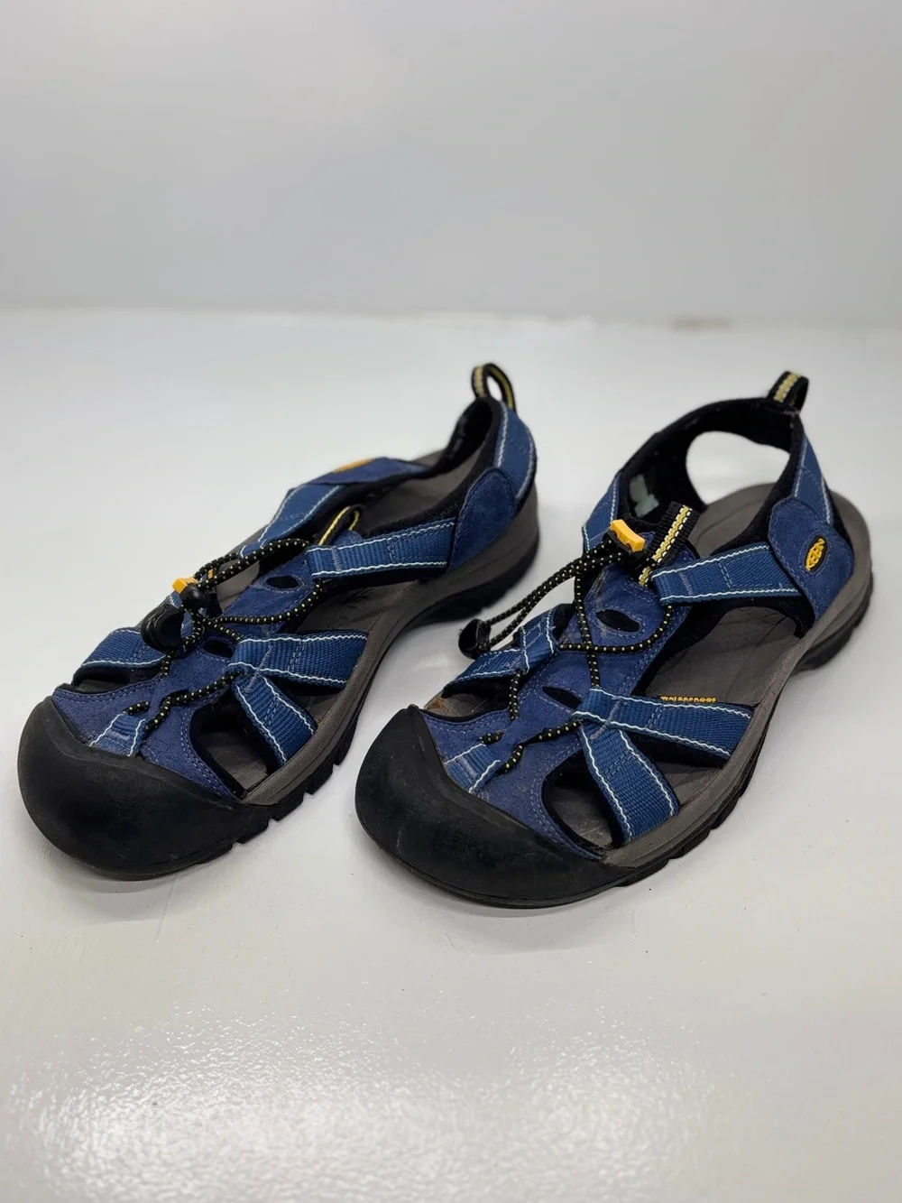 KEEN Newport Sport Sandals Blue Yellow Men’s US 9.5 UK 8.5 Hiking Water Shoes